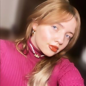 Meet your Posher, Jade